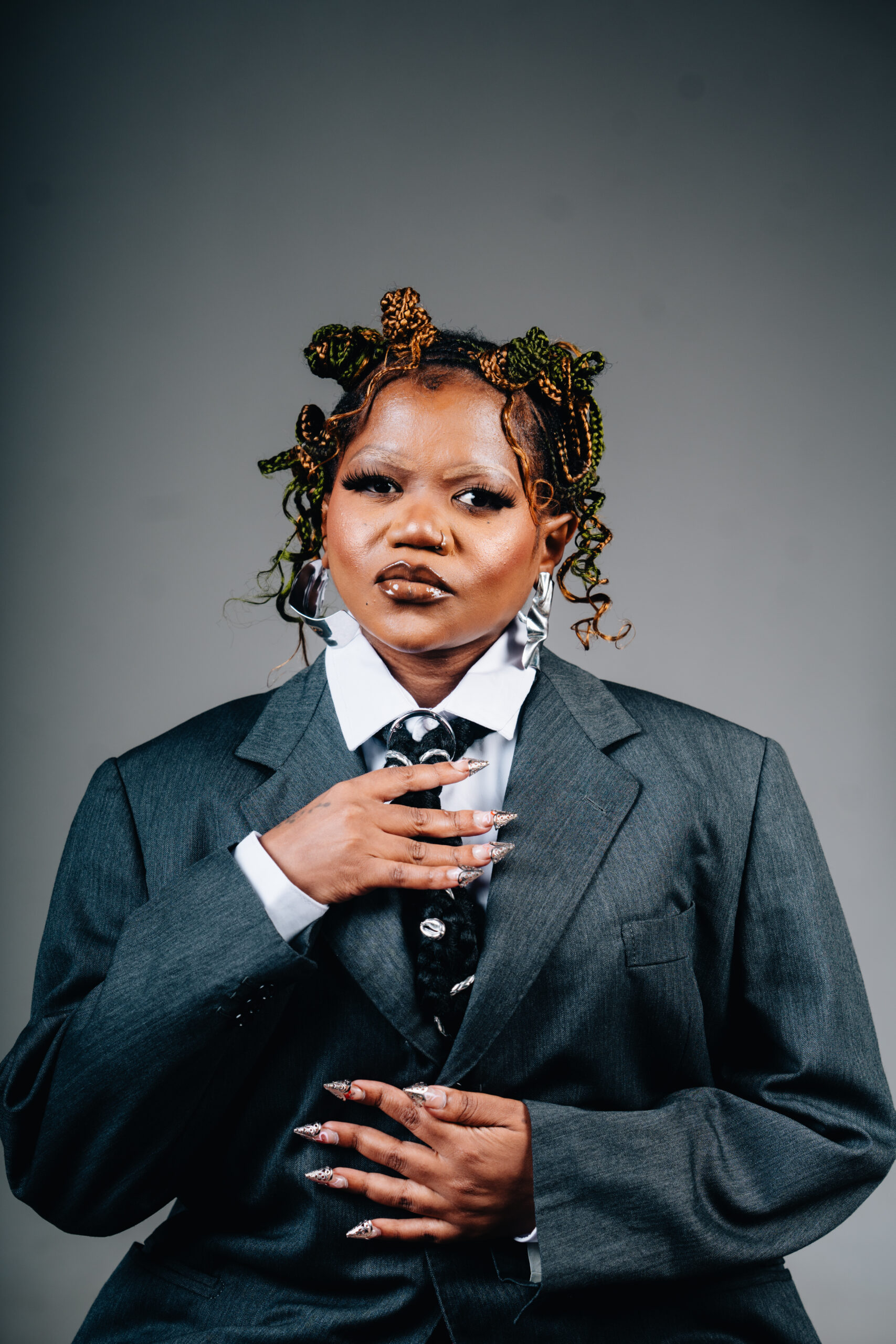 Busiswa Closes Honey & Grace with “man2man” — A Stirring Reflection on Vulnerability, Legacy, and Sound